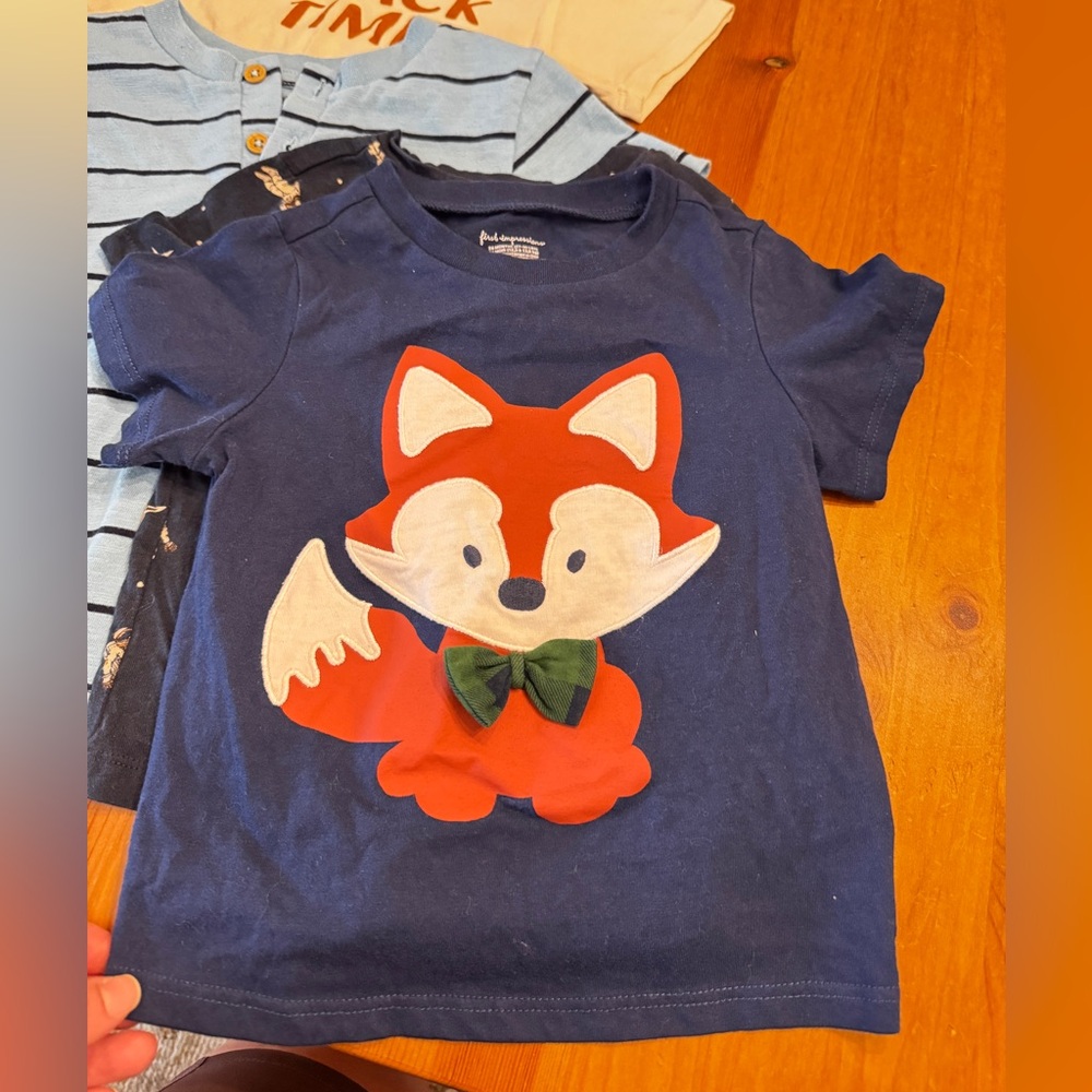 Bundle of 4 toddler shirts 18-24 months - Picture 7 of 8